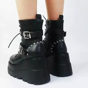 2025 autumn new thick-soled thick-heeled rivet women s short boots Martin boots trendy short women s boots 35 чёрный