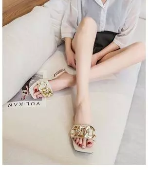 2025 cool slippers women s retro chain flats niche sandals spring and summer new versatile outer slippers women s shoes 35 чёрный