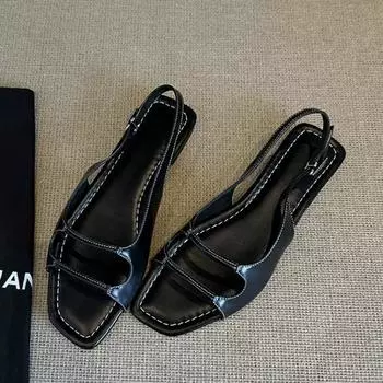 2025 Designer Retro Summer Buckle Sandals French Elegant Women Flat Sandals Beach Square Toe Roman Shoes Ladies 35