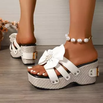 2025 foreign trade new summer bow rivet large size women s one-word thick-bottomed slope heel cool slippers 35 белый
