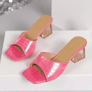 2025 год, летняя обувь для внешней торговли, новые европейские и американские стильные однотонные женские тапочки большого размера с толстым каблуком и квадратной головкой 35 розовый