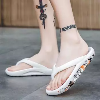 2025 large size summer new flip-flops summer outdoor casual couple beach shoes personalized foot slippers men 35