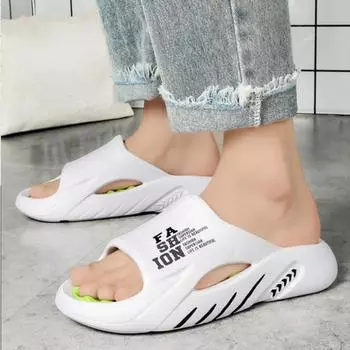 2025 Летние модные мужские тапочки Удобные нескользящие пляжные туфли Повседневные тапочки большого размера 38-39 чёрный