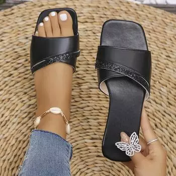 2025 летние тапочки с квадратным носком и плоским дном, женская одежда, новые односимвольные европейские и американские модные легкие повседневные сандалии большого размера 36 чёрный
