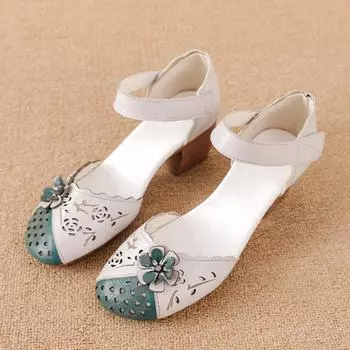 2025 Летние туфли из натуральной кожи, сандалии-гладиаторы, женские сандалии на каблуке 4 см, классические черные с круглым носком и полыми женскими босоножками 35 чёрный