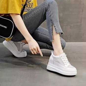 Новые летние туфли женские модные кроссовки дышащая сетка брендовые женские плоские платформы увеличивающие рост 8 см белые туфли 34 белый