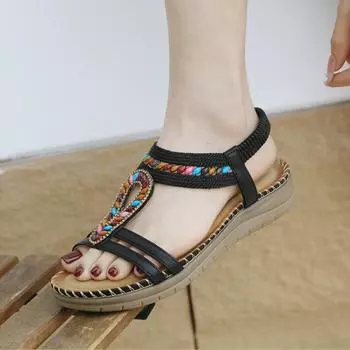 2025 Летняя обувь Женские босоножки в стиле бохо Летние праздничные плоские модные брендовые женские босоножки Черное золото Большой размер 42 36 чёрный