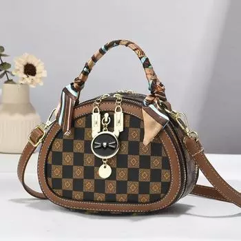 2025 летняя шахматная доска новая милая свежая маленькая сумка высокая мода универсальная портативная женская сумка поколение 20*8*15 кофейный