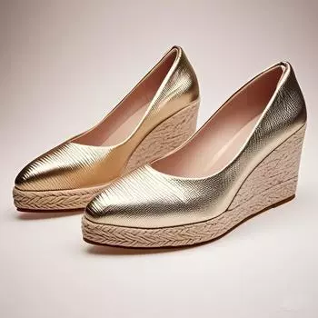 2025 модные туфли на высоком каблуке женские туфли для вечеринок женские туфли-лодочки брендовые женские туфли на каблуке танкетка 8 см золотисто-черные большие размеры 42 34 чёрный