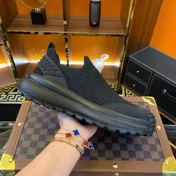 2025 мужская обувь весна-лето дышащая сетчатая ткань с одной педалью повседневная обувь мужская спортивная беговая обувь на толстой подошве черного цвета 39