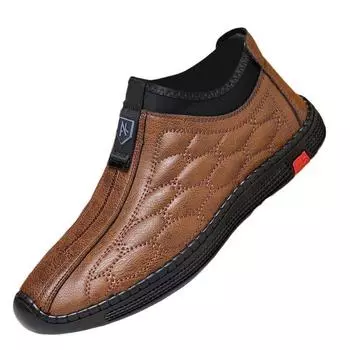 2025 new autumn and winter plus velvet men s leather shoes warm fashionable outdoor casual cotton shoes 39