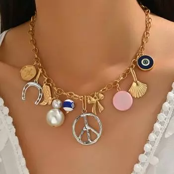 2025 New Beach Wind Ladies Long Necklace Geometric Design Pearl Pendant Clavicle Chain