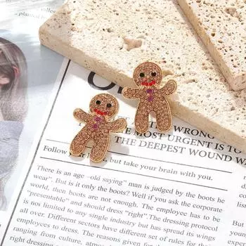 2025 New Christmas Sweet Cute Metal Christmas Gingerbread Man Earrings