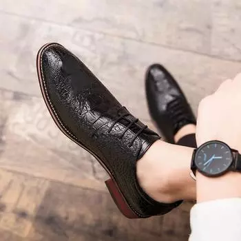 2025 New Men s Casual Gold Leather Shoes Classic Embossed Dress Shoes Man Crocodile Pattern High Quality Party Fashion Shoes 38