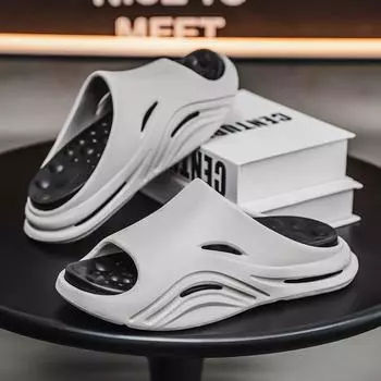 2025 new men s slippers summer thick-soled casual one-word drag Internet celebrity wear beach cool slippers men s sandals men 39
