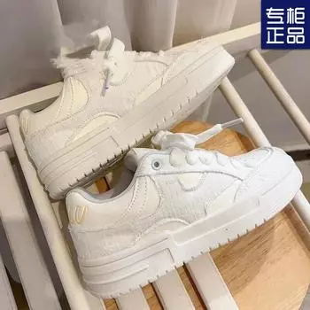 2025 new spring and autumn explosion super fire thick sole heightening little white shoes women s muffin women s shoes casual sports board shoes 35