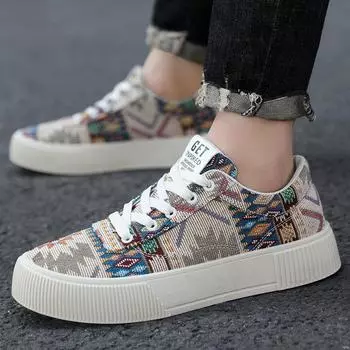 2025 New Spring ethnic style trendy men s low-top shoes retro jacquard Korean version versatile board shoes extra large size trendy shoes 39 чёрный