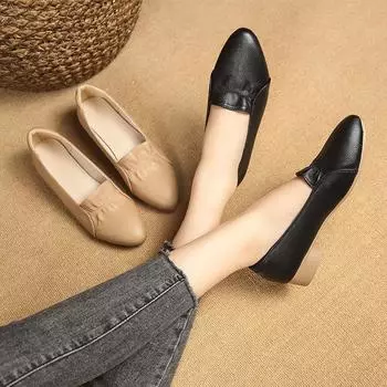 2025 new spring soft leather single shoes women s thick heel medium heel black women s shoes mother shoes shallow mouth pointed high heels 35