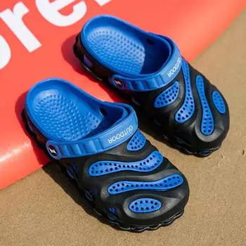 2025 new summer non-slip hole shoes Korean version of men s casual beach shoes personalized trend outer wear bag head sandals 40
