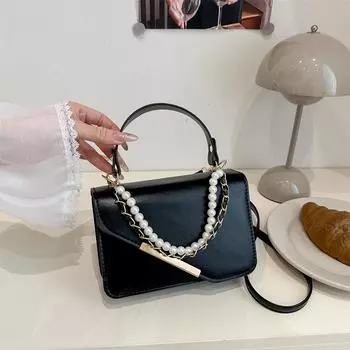 2025 new versatile shoulder bag women s pearl messenger bag simple trend underarm bag women s small square bag hand чёрный