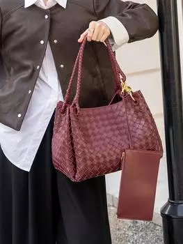 2025 Niche Design Новая тканая сумка-тоут с металлической пряжкой на одно плечо Большая ручная тканая женская сумка большой емкости 30x20x26cm зелёный