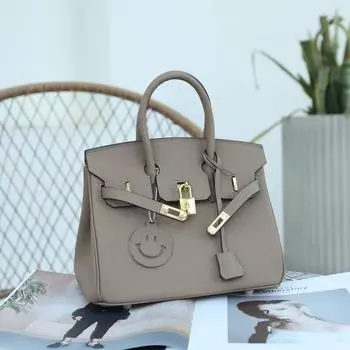 2025 Новая летняя женская сумка-мессенджер из натуральной кожи платинового цвета 25cm Length x 12cm Width x 21cm Height