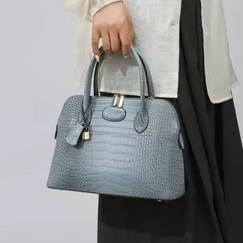 2025 Новая модная простая сумка с рисунком крокодила, большая вместительная сумка через плечо, сумка-мессенджер, портативная сумка 30*12*22cm чёрный