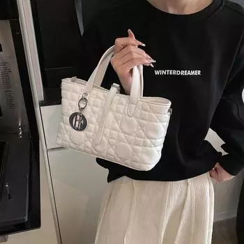 2025 новая нишевая сумка большой вместимости Xiaoxiangfeng diamond tote сумка через плечо, универсальная женская сумка в иностранном стиле чёрный