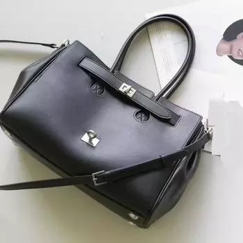 2025 Новая женская сумка из натуральной кожи Head Layer Cowhide Neutral Hot Girl Motorcycle Bag BA Большая вместимость Commuter Single Shoulder Женская сумка 31x23x16CM чёрный/серебряный