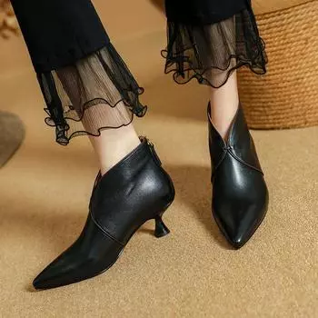 2025 Новая зимняя женская обувь Ботильоны из натуральной кожи Ботильоны на высоком каблуке Ботильоны для вечеринок и танцев Короткие туфли с острым носком для женщин 34 чёрный