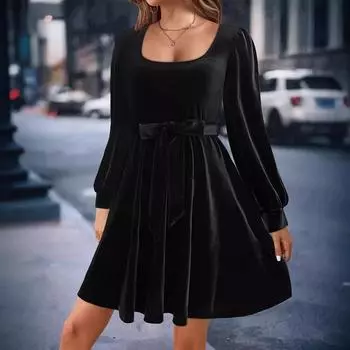 2025 Новое элегантное бархатное платье с квадратным вырезом, универсальное, утягивающее, эластичное, с длинными рукавами, короткая юбка S чёрный