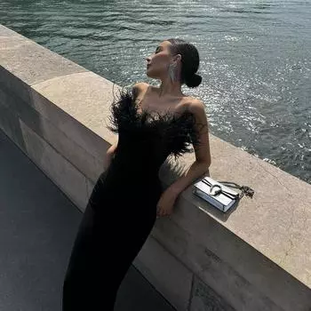 2025 новое платье-труба с перьями, модное элегантное облегающее платье без рукавов для банкета и вечеринки S чёрный