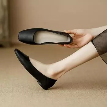 2025 новые французские туфли с квадратной головкой для бабушки, женские туфли с мягкой подошвой, легкие туфли с накладкой, балетки для поездок на работу 35 чёрный