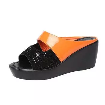 2025 новые классные тапочки женская летняя модная одежда одно слово перетаскивание наклонный каблук платформа повседневные женские сандалии 35 оранжевый