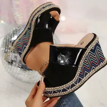 2025 Новые летние женские сандалии на толстой подошве с дышащими тапочками на танкетке Ретро сандалии большого размера 36