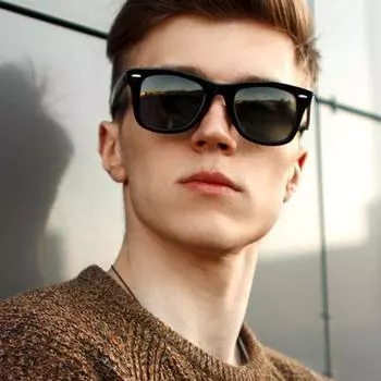 2025 Новые мужские и женские модные солнцезащитные очки для активного отдыха с защитой от бликов и защитой глаз UV400 Дизайн солнцезащитных очков