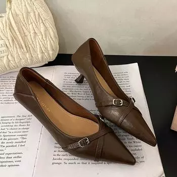 2025 новые ретро остроносые одинарные туфли легкий рот толстый каблук не устают ноги женские французские ниши с юбкой низкий каблук женские туфли 35 коричневый