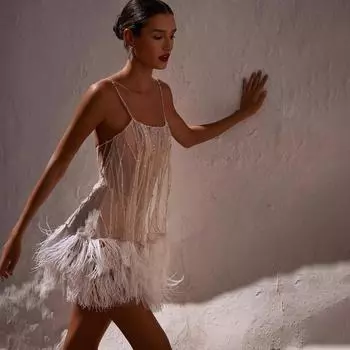 2025 новый стиль вечернее платье сексуальное с открытой спиной короткая юбка многослойная сетка с бахромой и бусинами юбка на подтяжках S белый