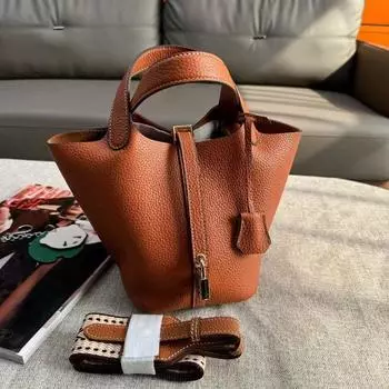 2025 Новый верхний слой коровьей кожи с рисунком личи из натуральной кожи сумка-ведро с золотой пряжкой сумка для овощей широкий тканевый плечевой ремень 18x13x18cm белый