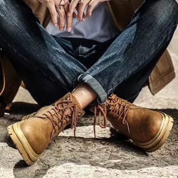 2025 осень и зима новые ботинки Martin на толстой подошве средней высоты ботинки из ревеня повседневные универсальные мужские ботинки удобные короткие ботинки в британском стиле 38