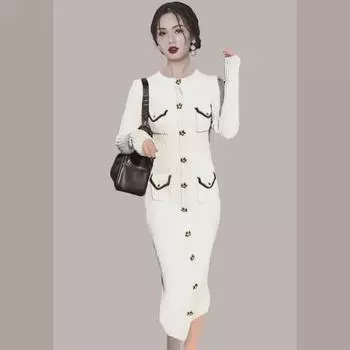 2025 Осень/Зима Женское облегающее трикотажное платье-свитер в японском и корейском стиле с крупными ромбовидными пуговицами One Size чёрный