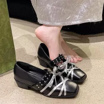 2025 Роскошные женские туфли Мэри Джейн с квадратным носком и бантом из натуральной кожи с плоской подошвой и заклепками на поясе с пряжкой, балетки 35 серебряный