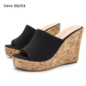 2025 сандалии на каблуке-клобук, женская модная верхняя одежда, классическая подошва с кексами, повседневные тапочки с рыбьим ртом, большие размеры, классные тапочки 36 чёрный