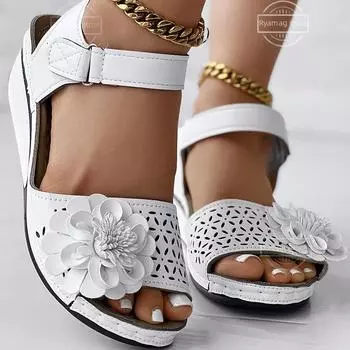 2025 Сандалии женские с открытыми носками с цветочным узором и ремешком на щиколотке на танкетке с толстой подошвой, сандалии с цветочным узором, нескользящие, легкие туфли, обувь 35 белый