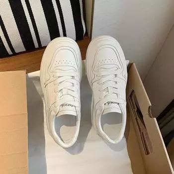 2025 small thick-soled heightening little white shoes women s new spring and summer casual versatile Korean sports round head board shoes 35