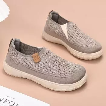 2025 spring and autumn new breathable single shoes non-slip soft sole lightweight women s shoes women s casual mother shoes 35