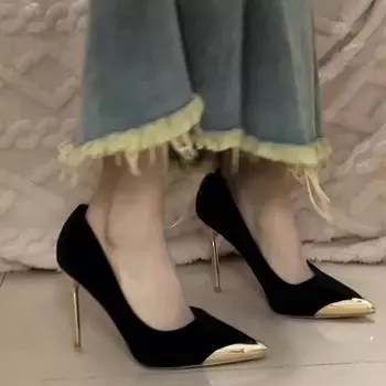 2025 spring and autumn new European and American banquet fashion light luxury high heels women s thin heels metal pointed suede super high single sh 35