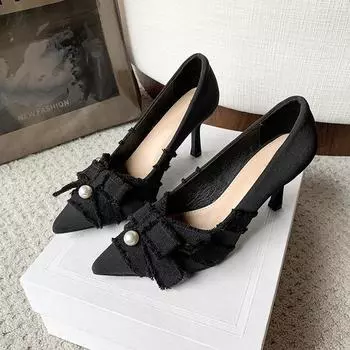 2025 Spring and Autumn New Luo Satin Cloth Fashion Tassel Pearl Bow Temperament High Heel Pointed Head Light Mouth Single Shoes Women 35 чёрный