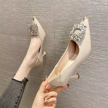 2025 spring and autumn new pure desire high heels women s thin heels commuting shallow mouth rhinestone pointed French temperament work shoes 34