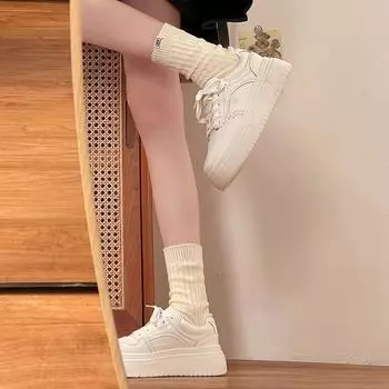 2025 spring and summer new fashionable thick-soled versatile little white shoes women s height increase, lightweight breathable board shoes casual spo 35